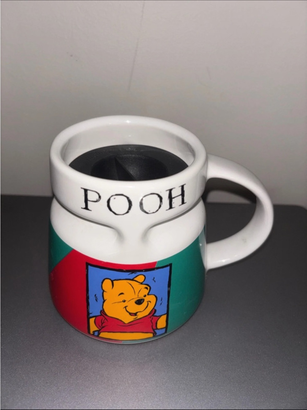 vintage Disney Winnie the Pooh ceramic "Hotjo" style commuter travel coffee mug